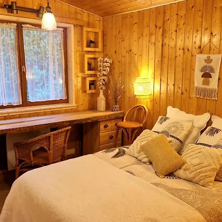 « a L'oree Du Bois » Chalet