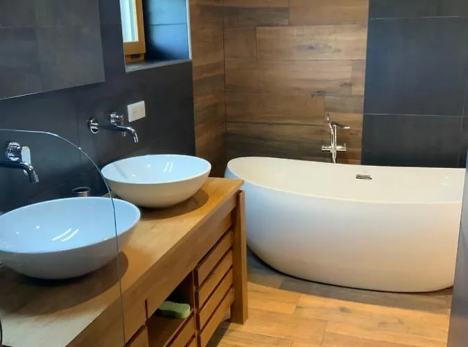 « a L'oree Du Bois » Chalet