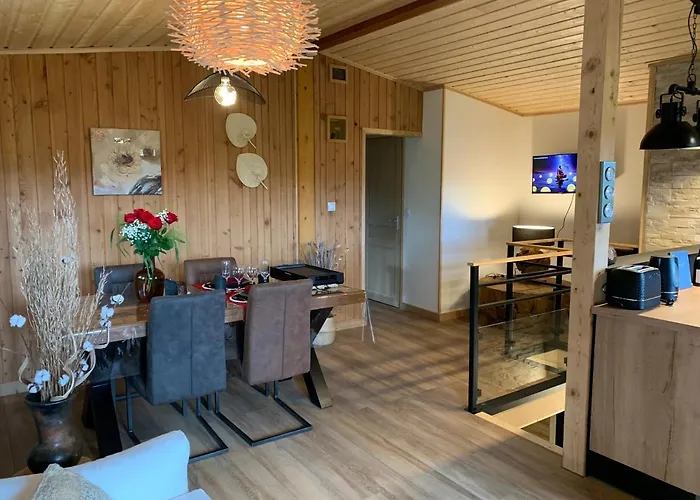 Chalet « a L'oree Du Bois » *