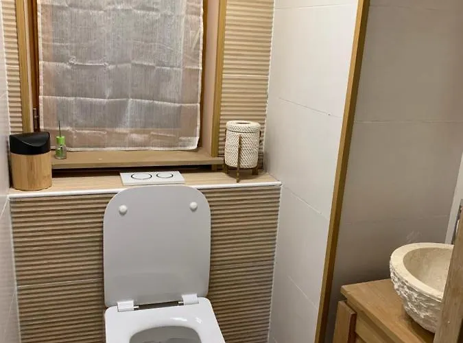 « a L'oree Du Bois » Chalet *