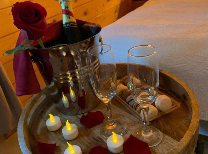 « a L'oree Du Bois » Chalet