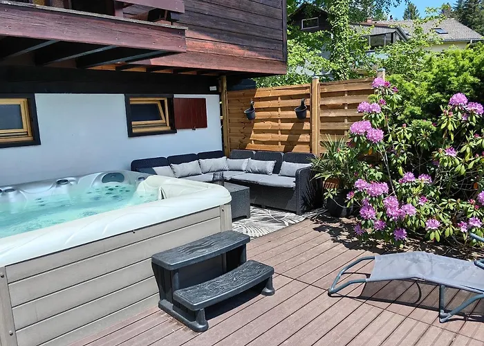  à L’orée Du Bois  Chalet *